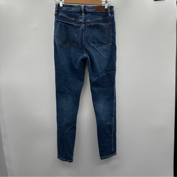 Madewell 10" High-Rise Skinny Jeans in a Medium Wash Sz 28 - Picture 4 of 10